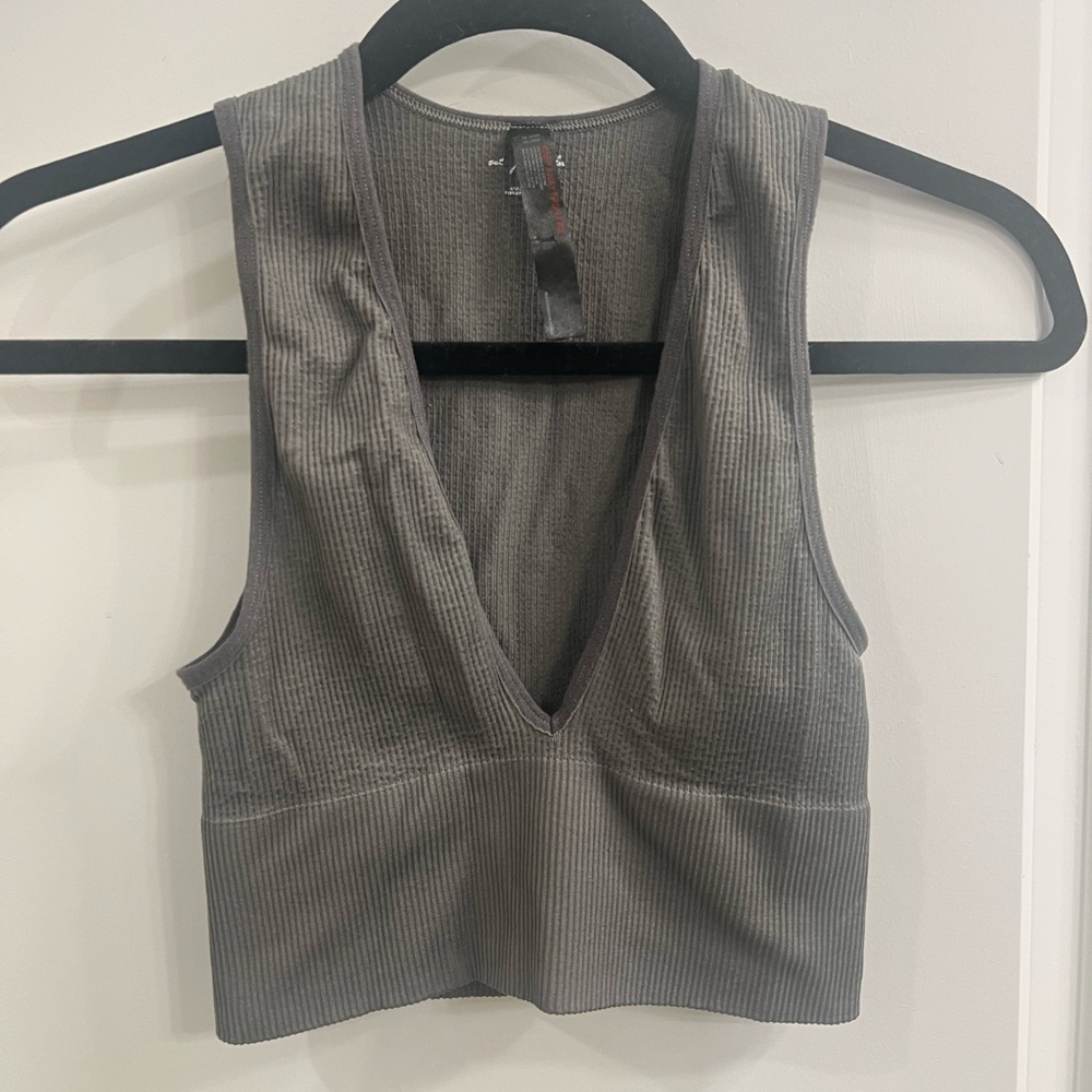 UO Urban Outfitters Out From Under Olive Green Ribbed Crop Tank Top Size Small